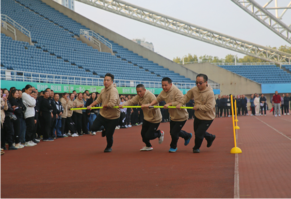 大众体育运动会同心协力