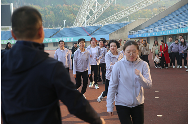 大众体育运动会跳绳比赛