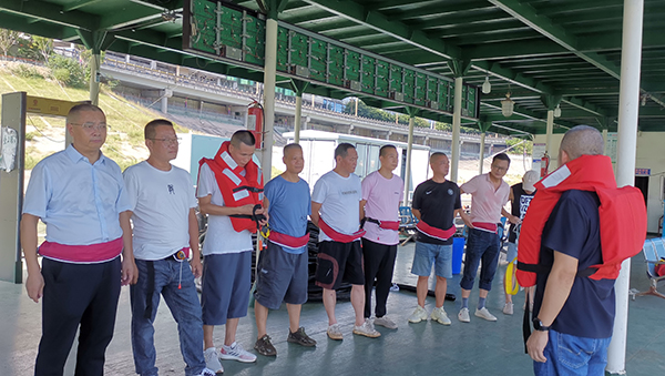 68ae746154369.jpg 8B776814E511E2F76B25398F8A2D784F.jpg