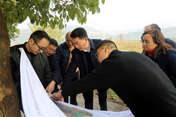 5de9c3697003a.jpg 024A9913.jpg